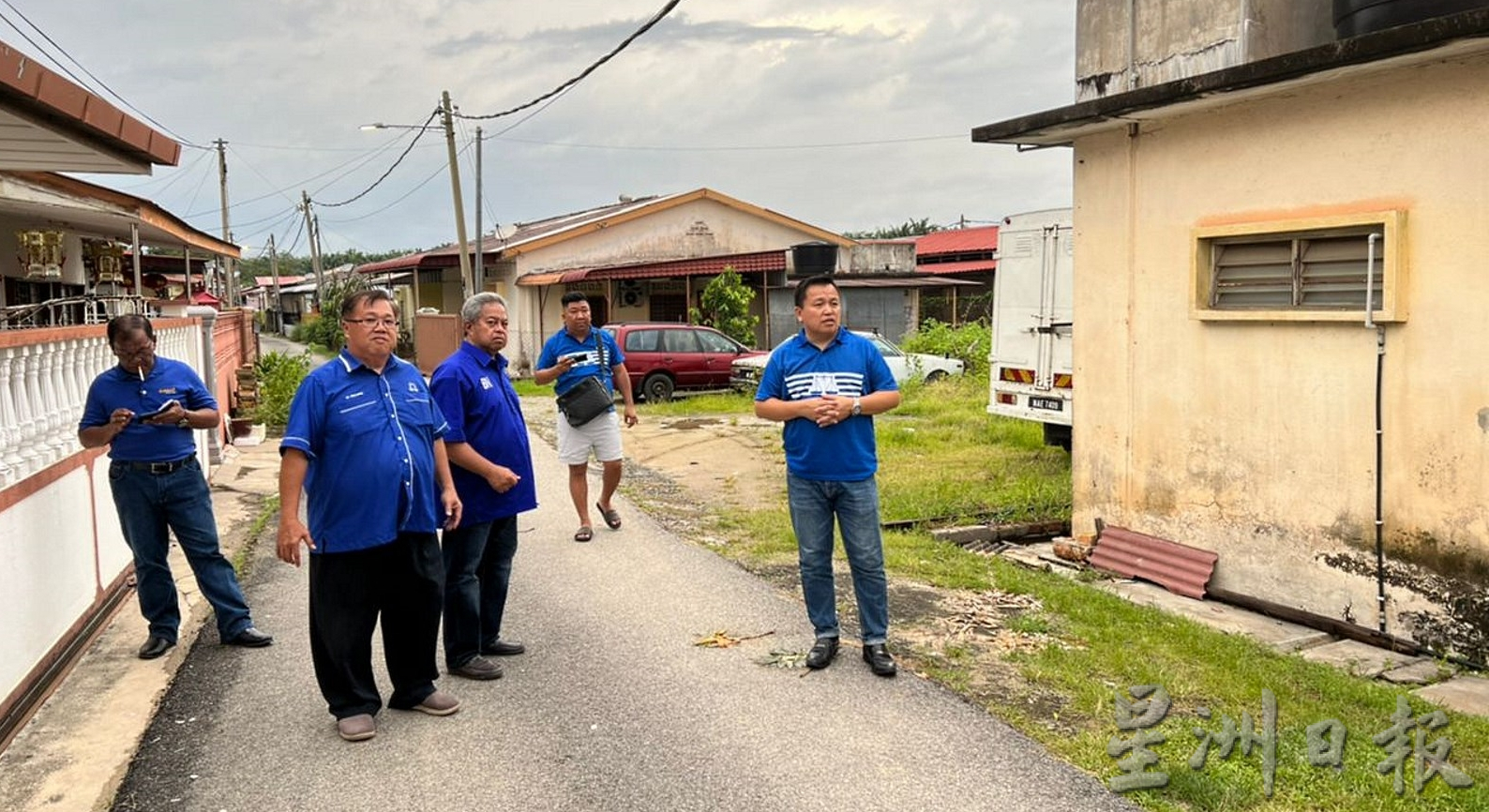 NS马口:马口16日下午风灾,甘榜英达10余间家屋顶锌板被掀开