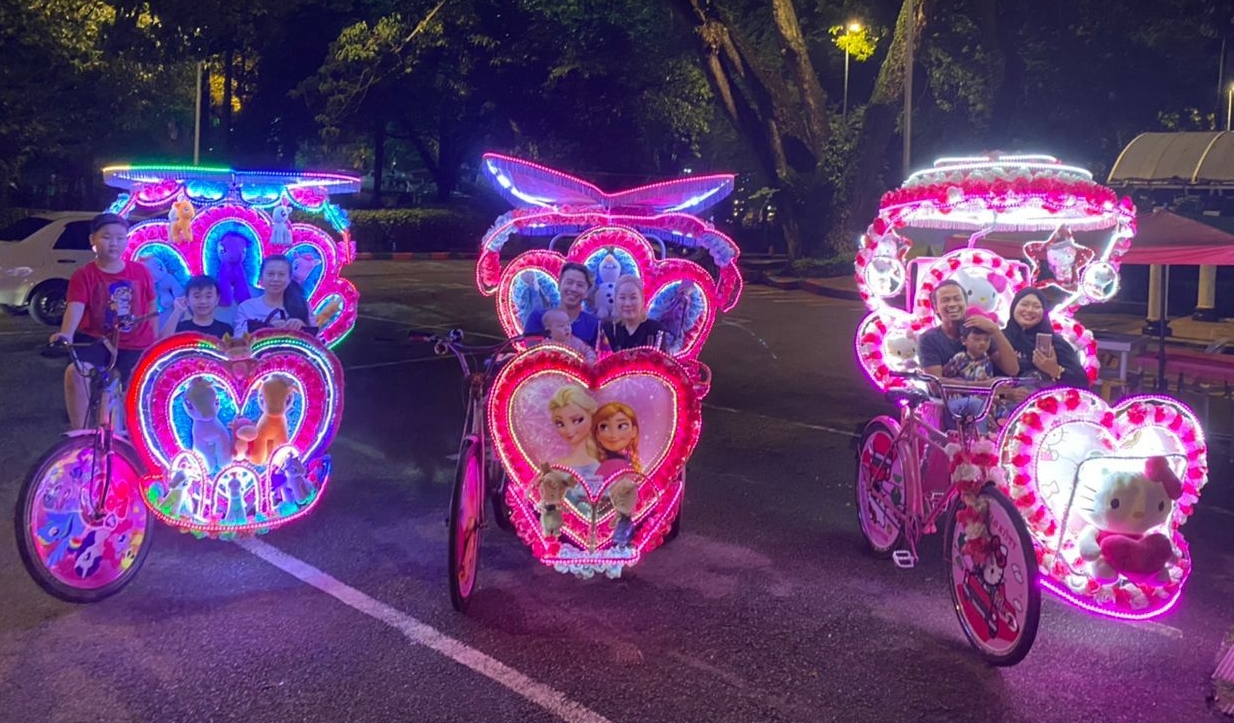 11/12见报∕我们主文— 巫裔华裔一家亲