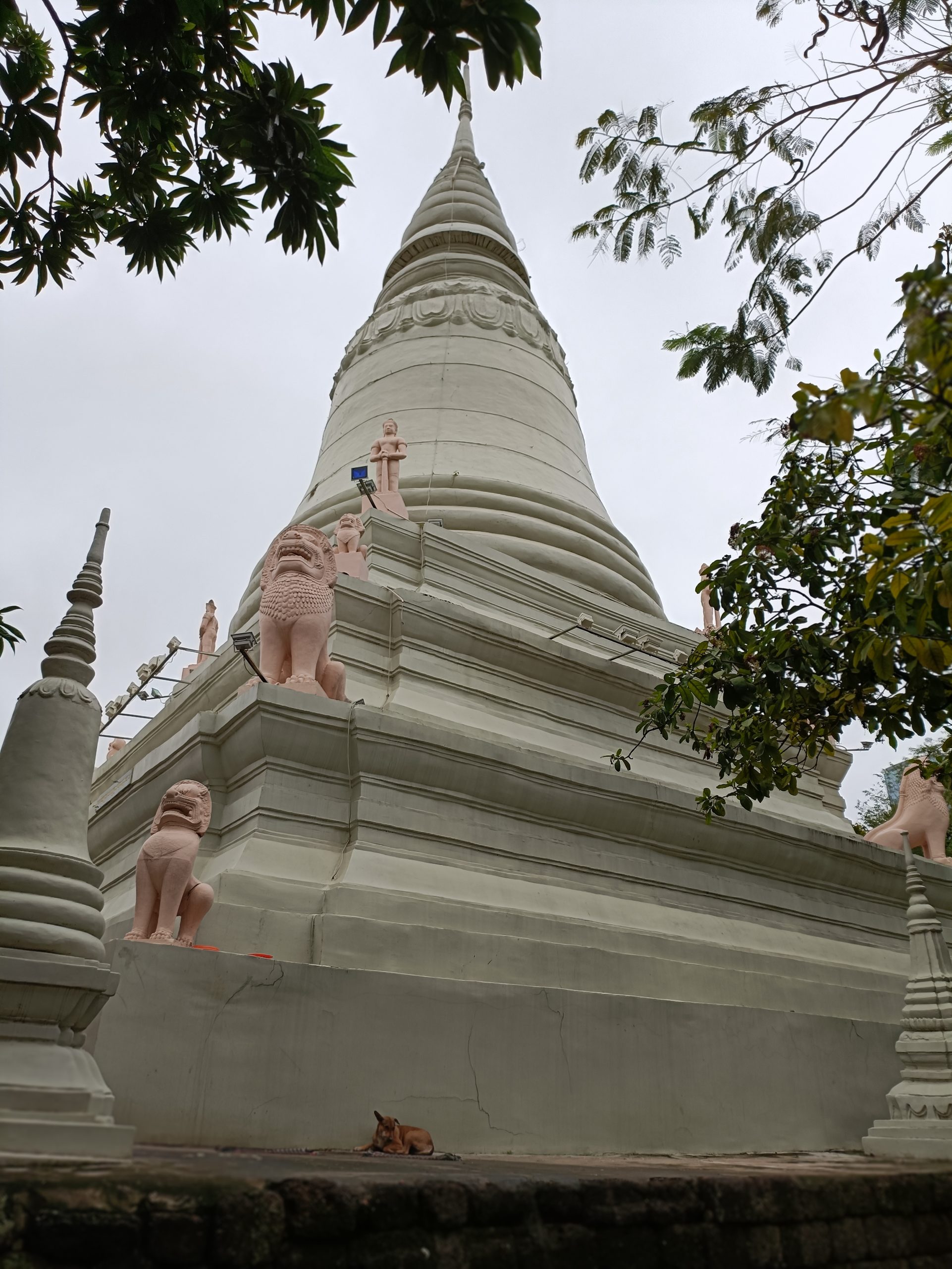 15/12见报∕发现东盟/主文二/柬埔寨的旅游和美食