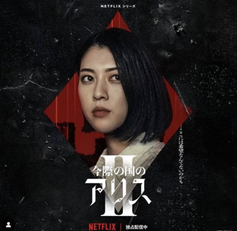 日女星自曝高中仍与爸同浴 互动亲密被误当夫妻