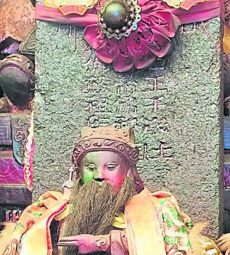《庙堂之旅》忠王宫二王千岁托梦开始救世万民的因缘