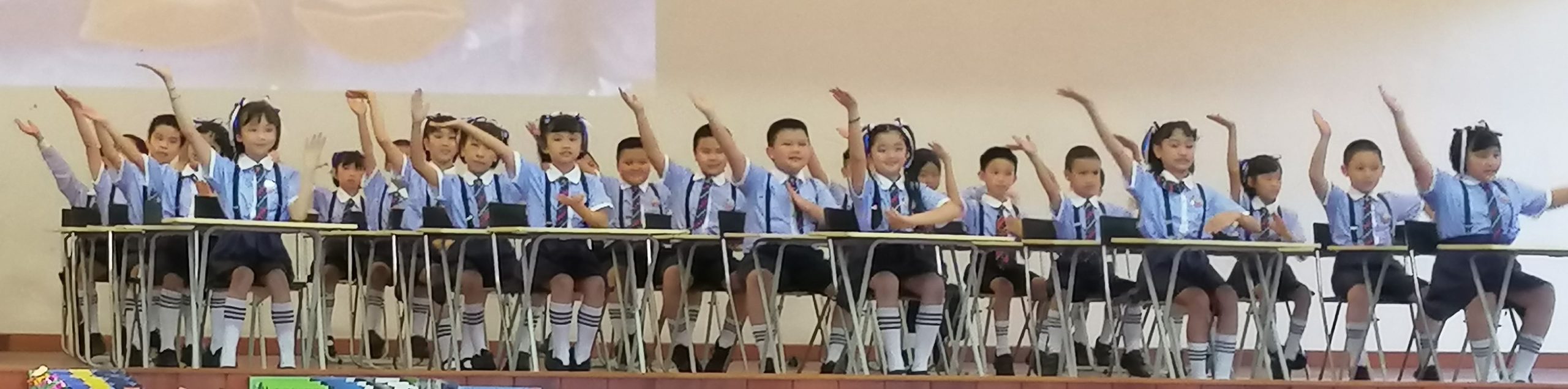 哥市中华学校董事长兼中华小学家教协会主席赖德城认为，学校不仅要提供多样化的平台以发掘学生们的亮点，师长们也要成为学生们的伯乐，以慧眼赏识学生们所展现的不同才华。