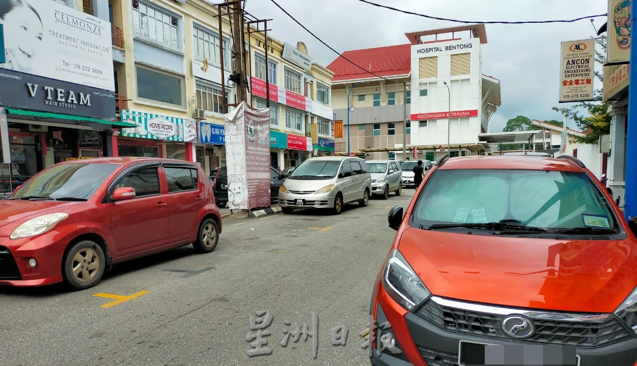 东:文冬特别停车格收费调涨