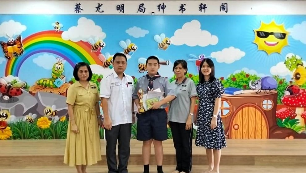 东:(本报活动)星洲日报学生阅报计划2022年度第26届小学生时事问答比赛东海岸三州吉兰丹决赛成绩出炉,来自瓜拉吉赖育才华小的陈奕航,荣登冠军宝座。