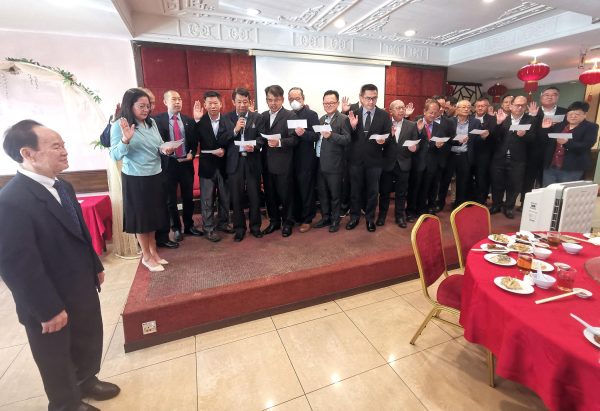 供FB/促政府解决师资不足问题,吴小铭:振中二校新学年缺9教师