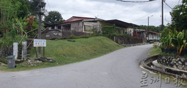 供FB/花城大小事/排水规划不当 多民宅违建,处高地广东花园也会水灾