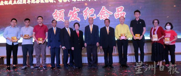 供FB／谢琪清：2023财政预算案，教育部和卫生部拨款肯定榜首