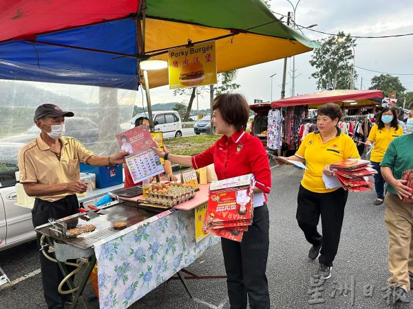 供fb:陈丽群:州选很快会来临,选区工作需以“六度牙”进行