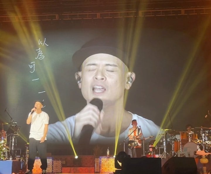 侧田演唱会爆哭卖惨 反被酸“香港市场小委屈你了”	