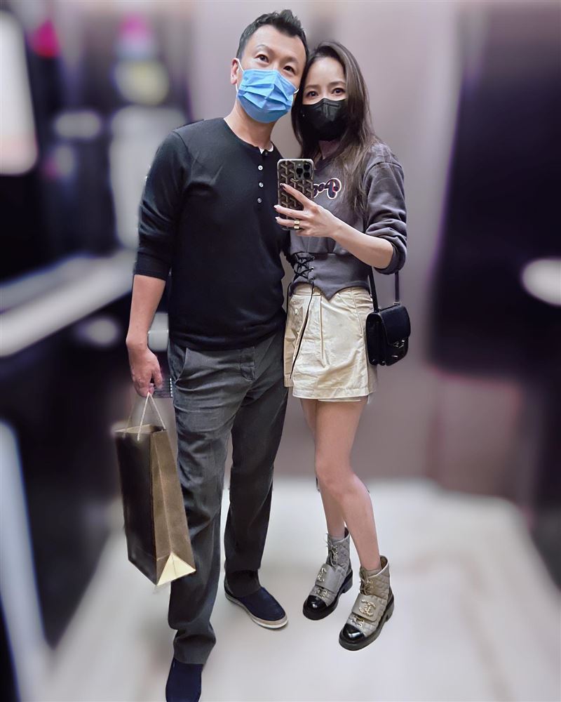 侯佩岑力挺小S夫妻情坚 表态支持王力宏复出