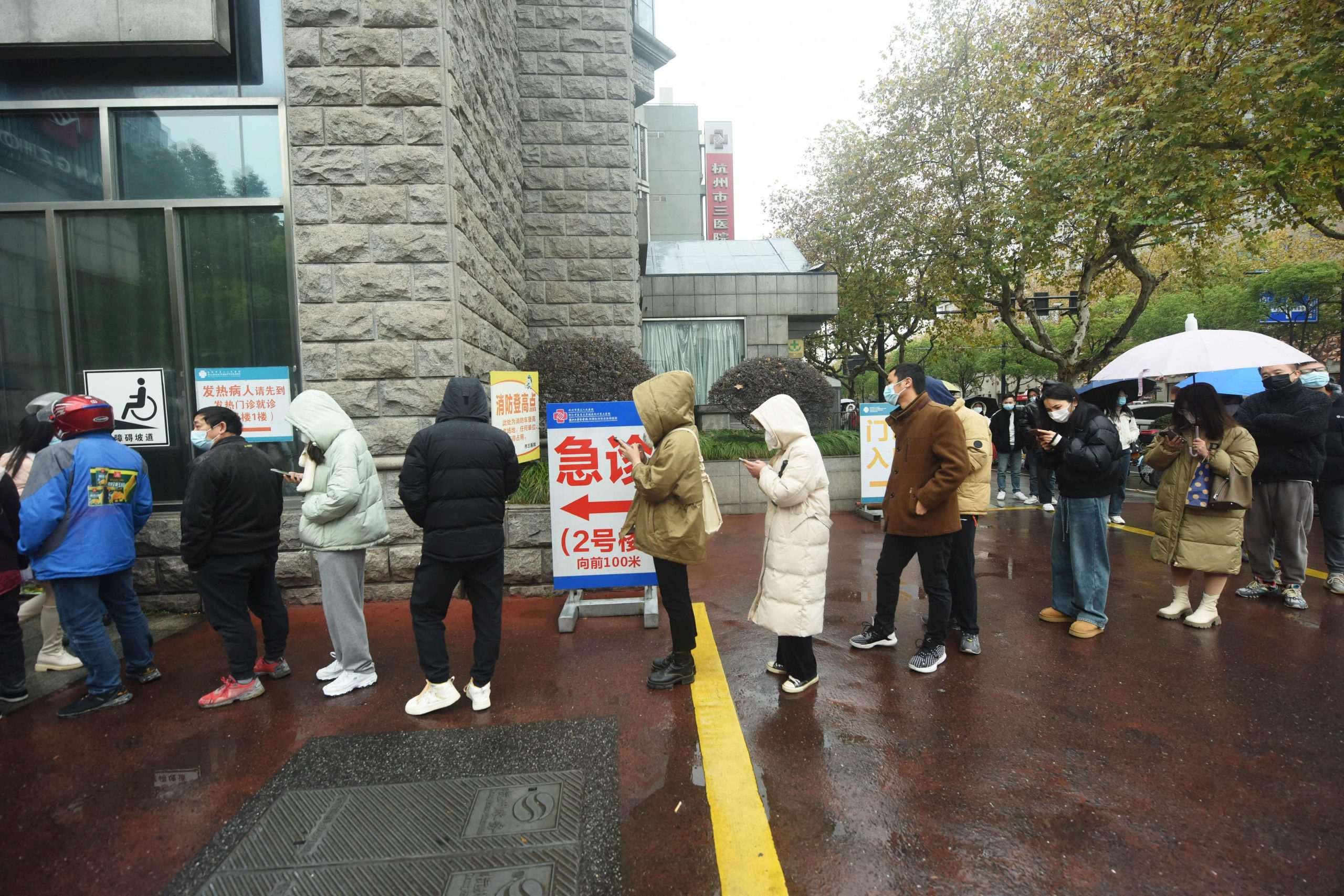 假日来临众人返乡 冠病疫情或袭中国乡区