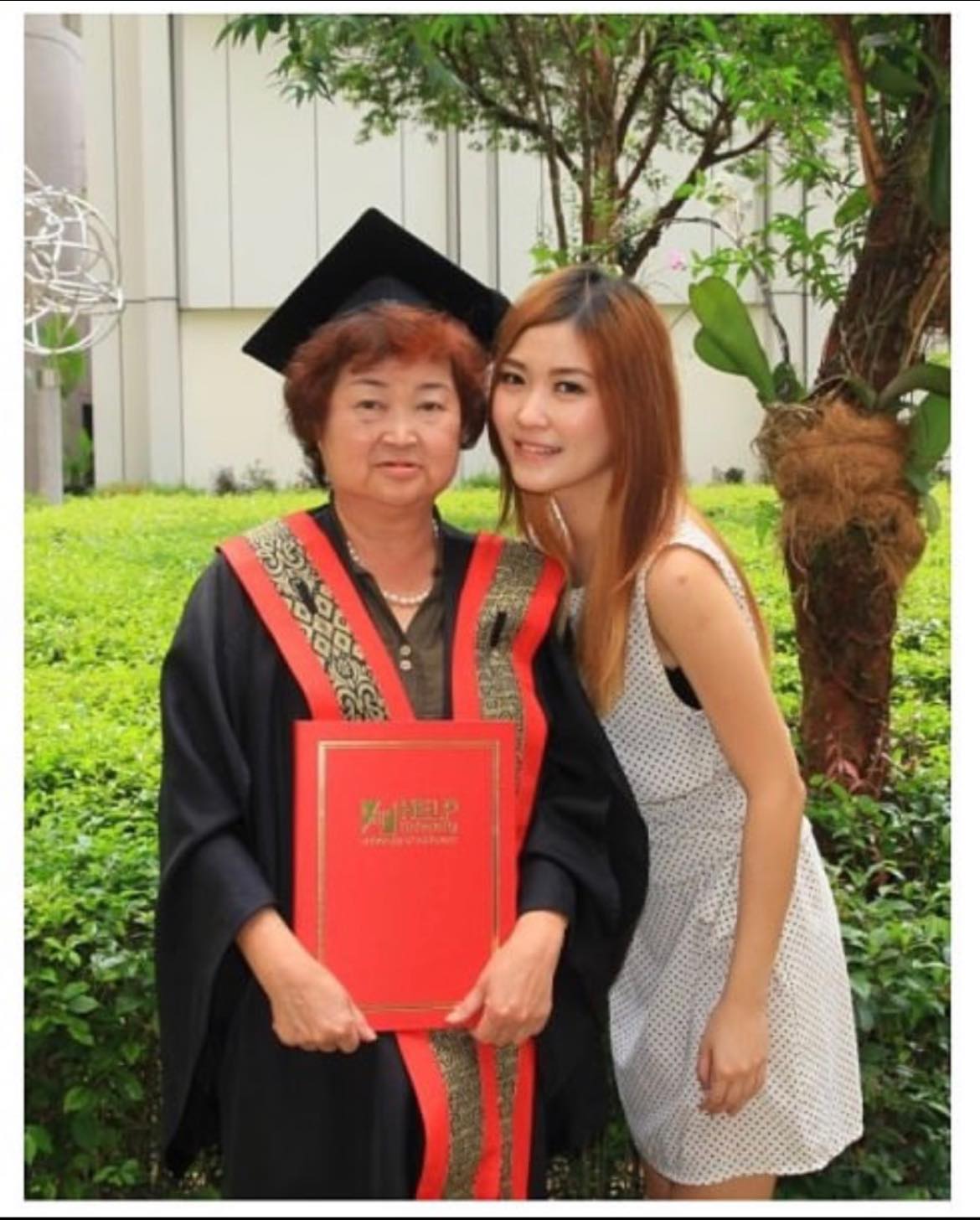 傅健颖8月才丧母 痛泣“爸去找妈妈了”