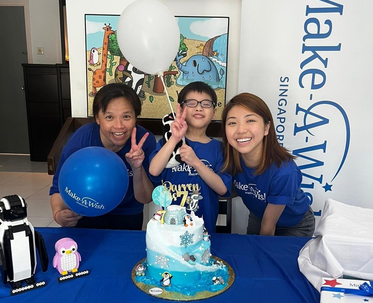 7岁癌童抗癌痊愈 义工助圆出画册梦想