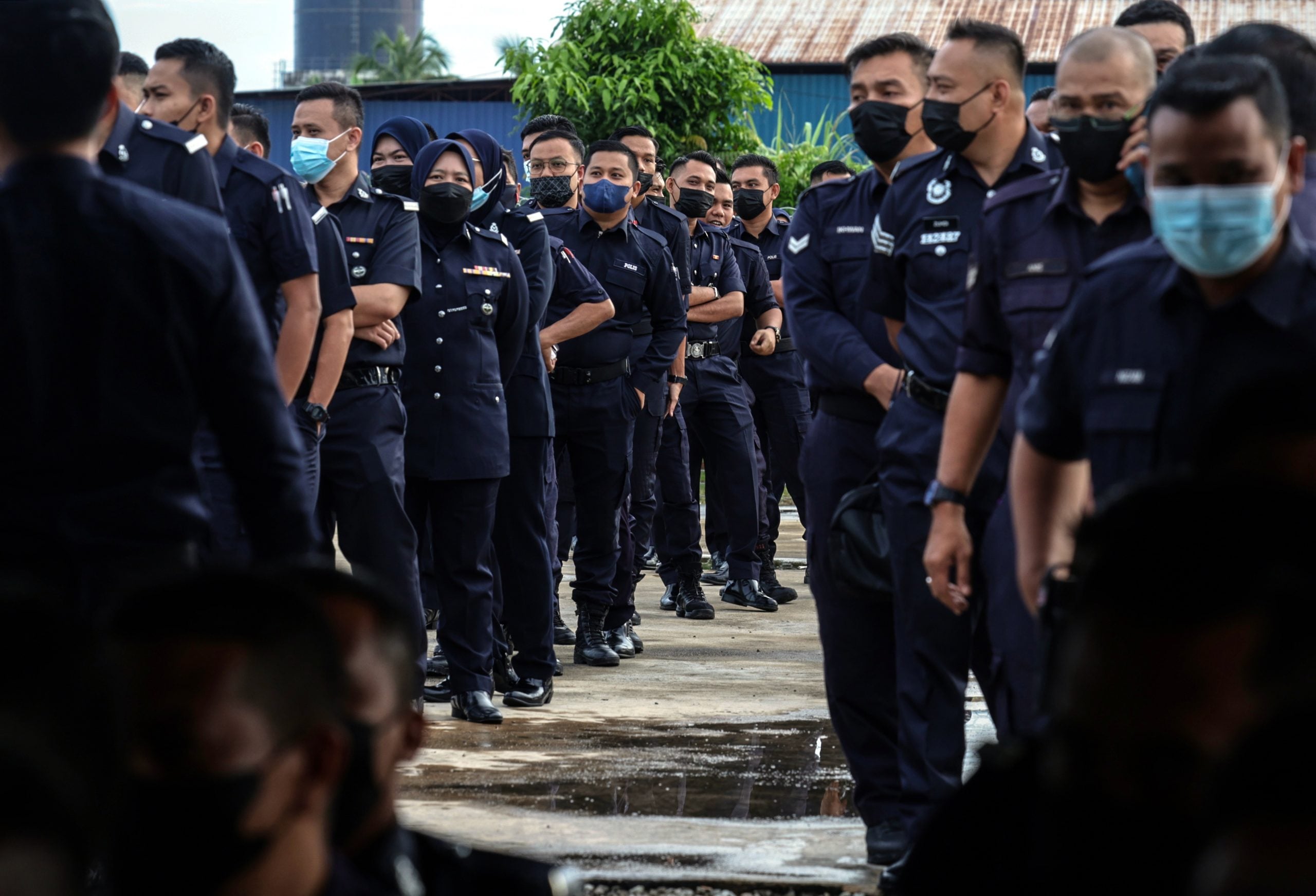 全:刁曼提早投票