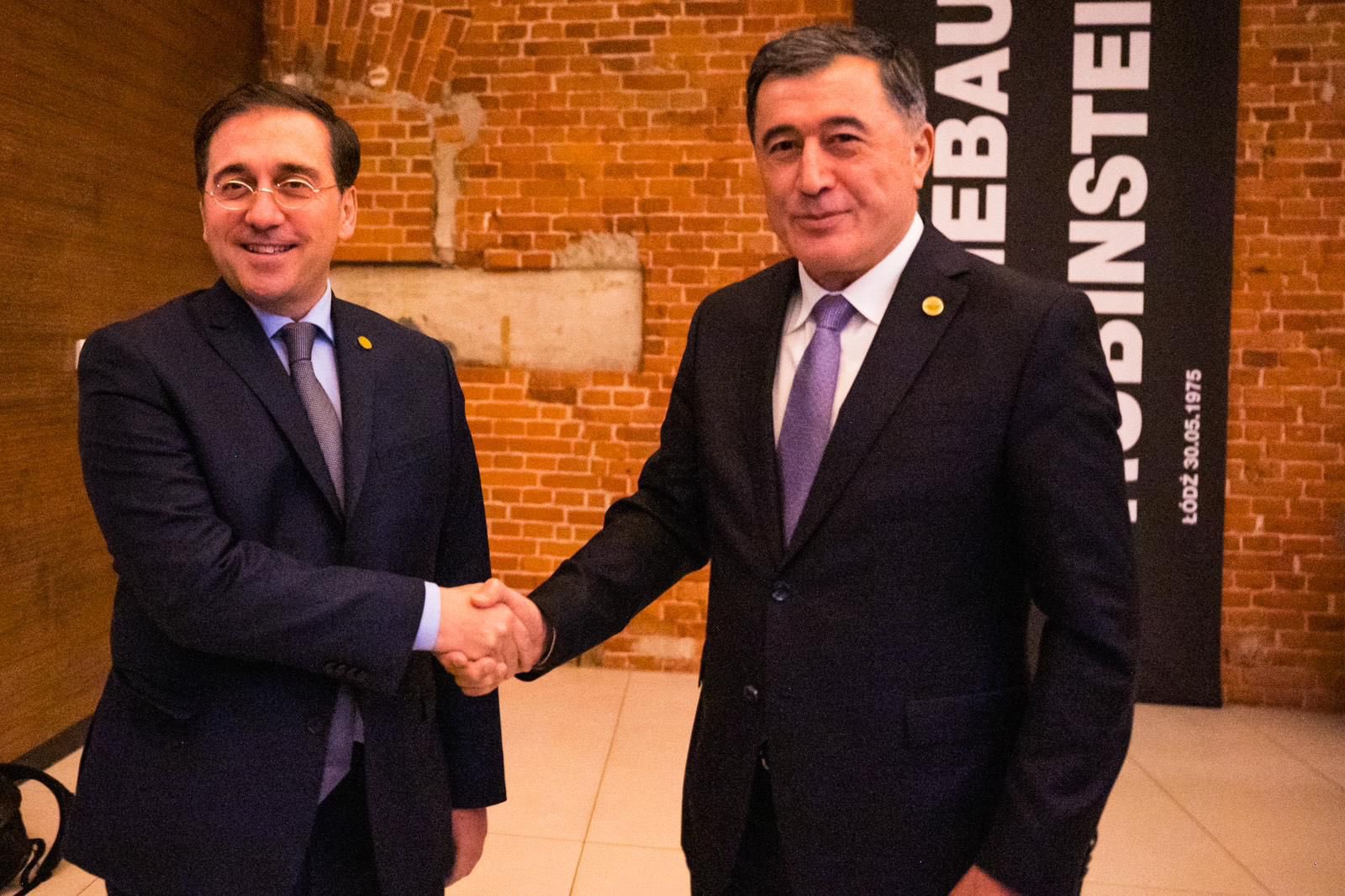 出席北约会议后 西班牙外长确诊