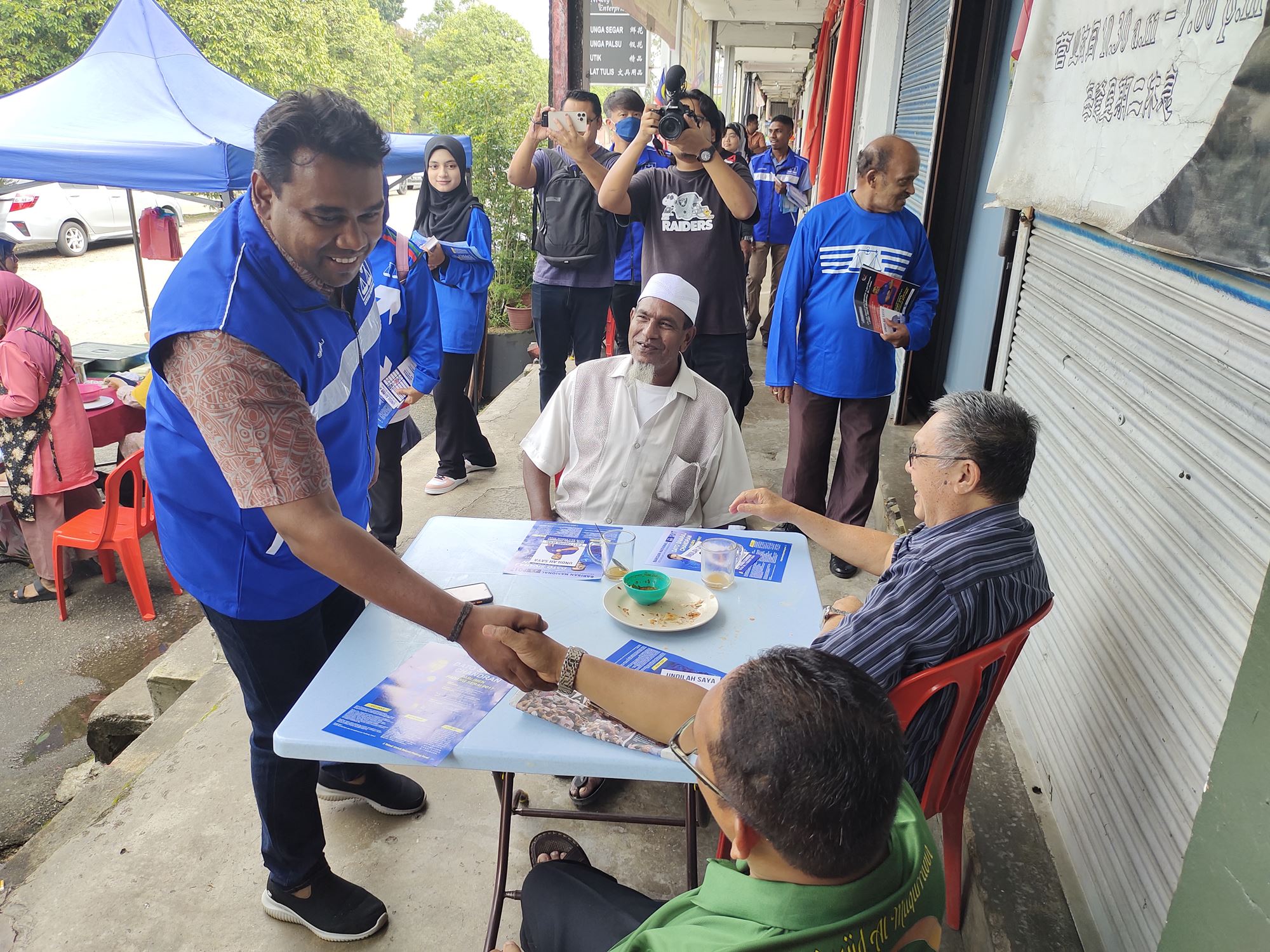 分析报道（全国版）巴东色海选举