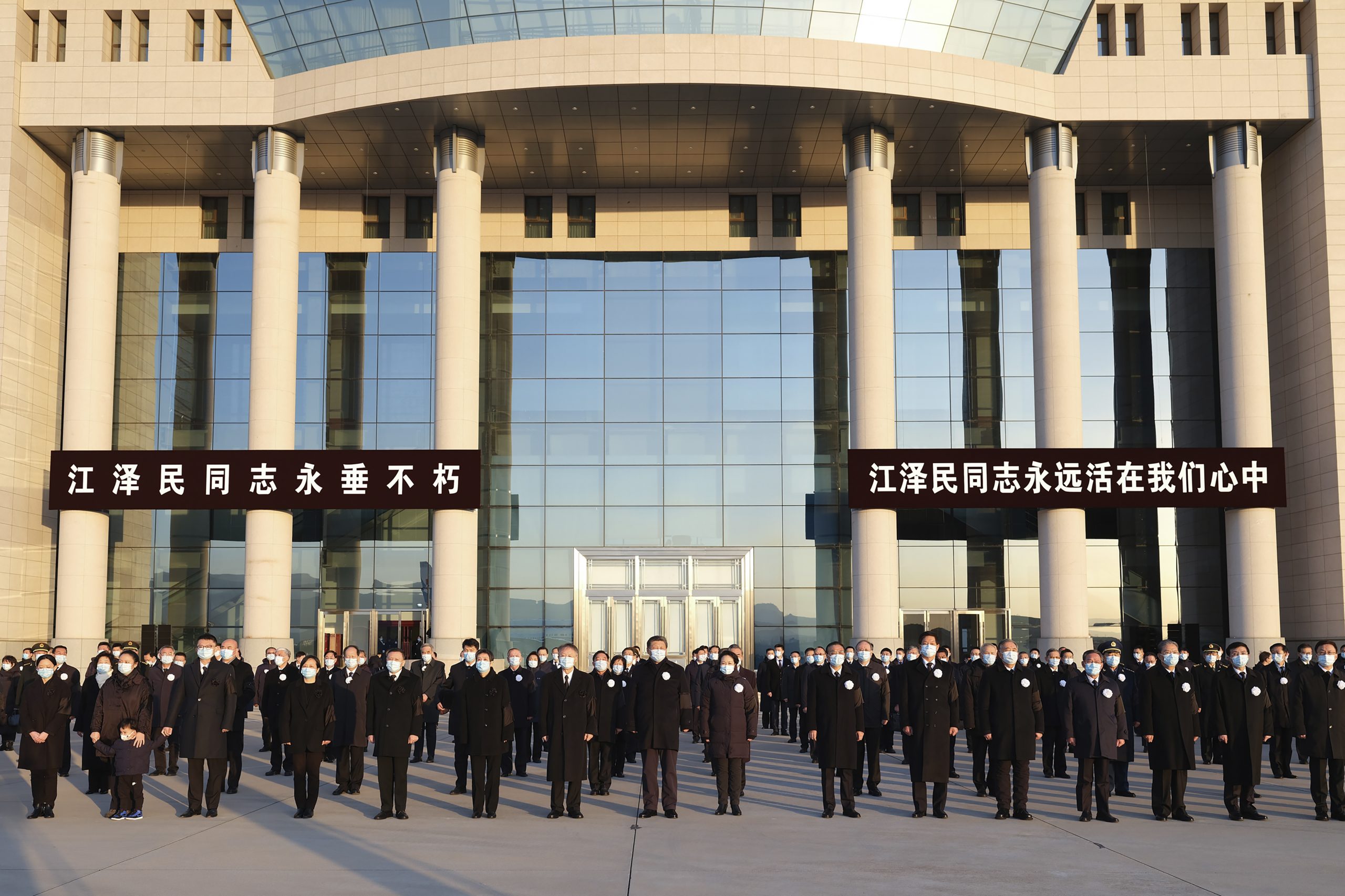北京明实施交通管制 习将护送江泽民遗体往八宝山