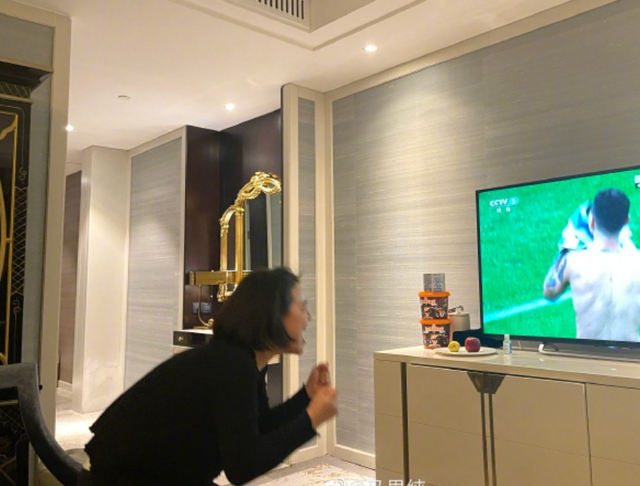 卡塔尔世界杯阿根廷夺冠　周星驰爱犬预测获赞“好准”	