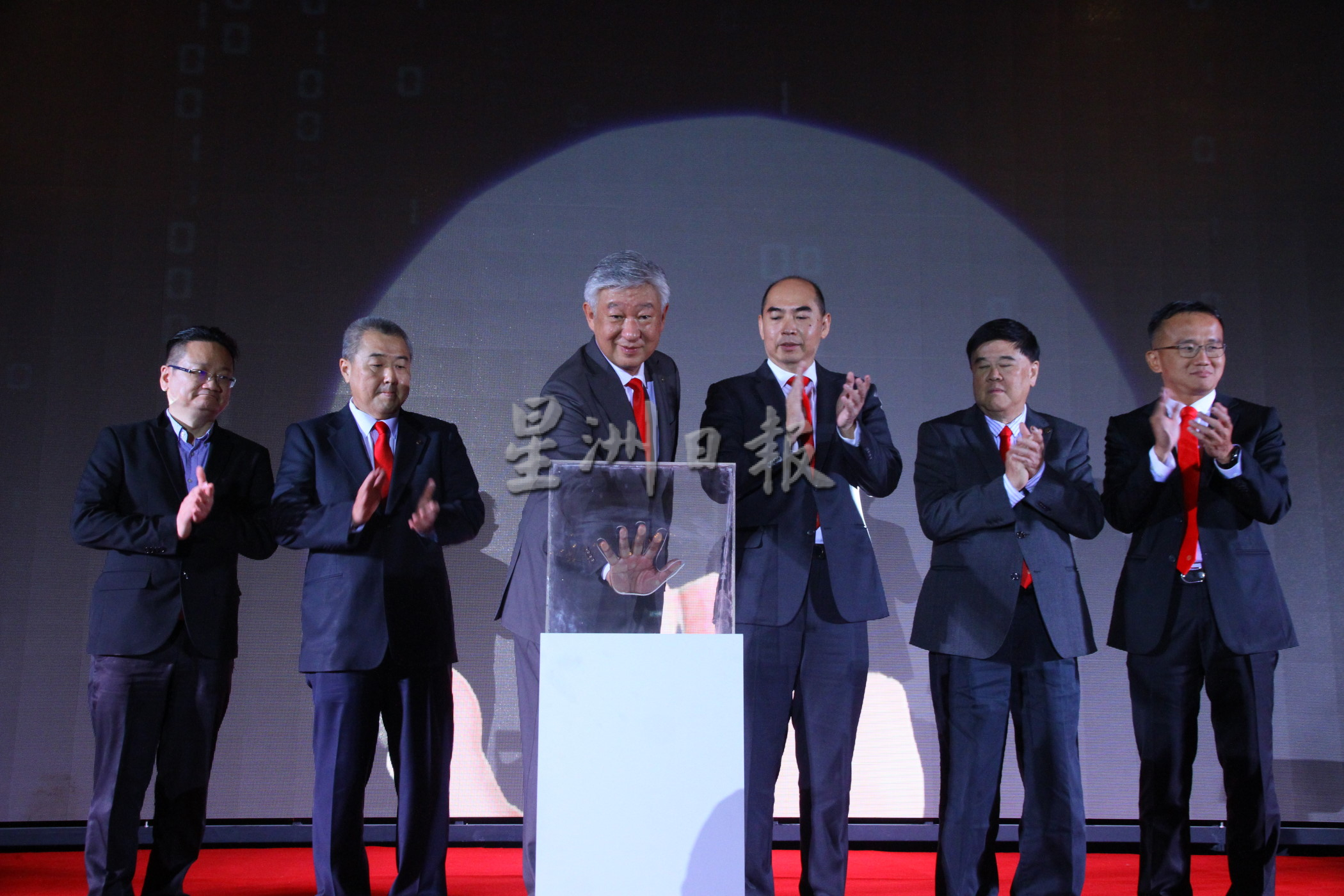 卢成全：中小企业不应再犹豫工业4.0发展