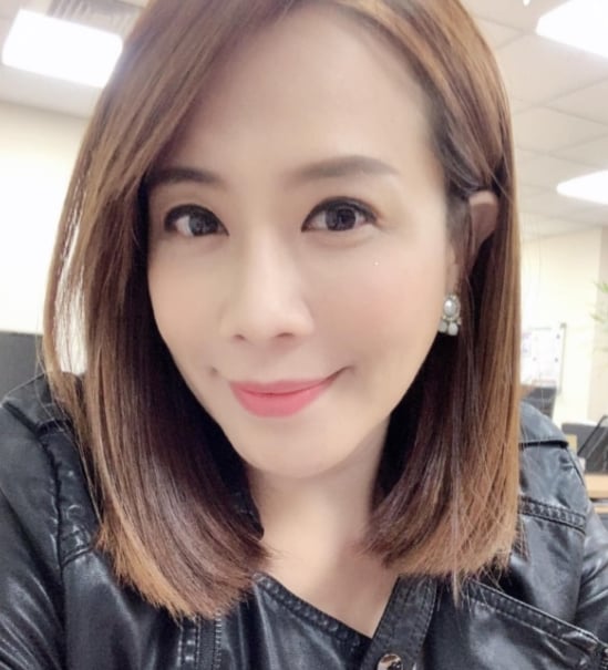 去年9月才爆婚变 金钟奖主持人闪婚被曝背叛前妻