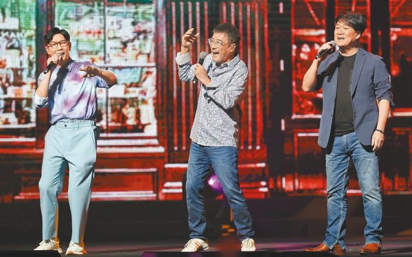 品冠自招有7年之痒  爆李宗盛吃蓝色小药丸