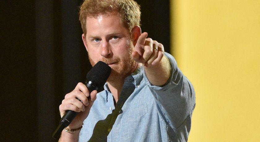 哈利王子自爆第一次  女星急撇清：不是我！