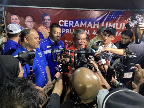 国:国阵希盟史历性携手为刁曼州席国阵候选人站台助选