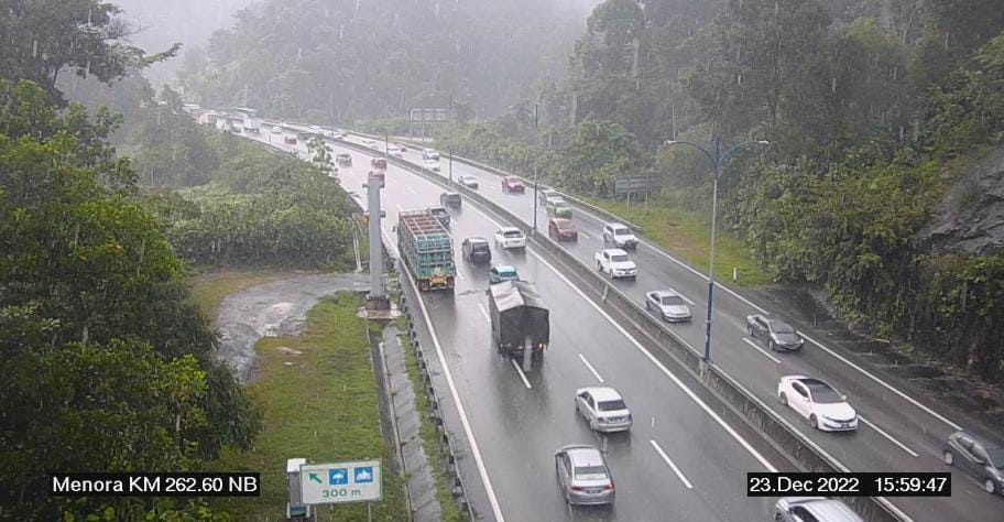 圣诞节连假前夕 霹大道车流量飙升