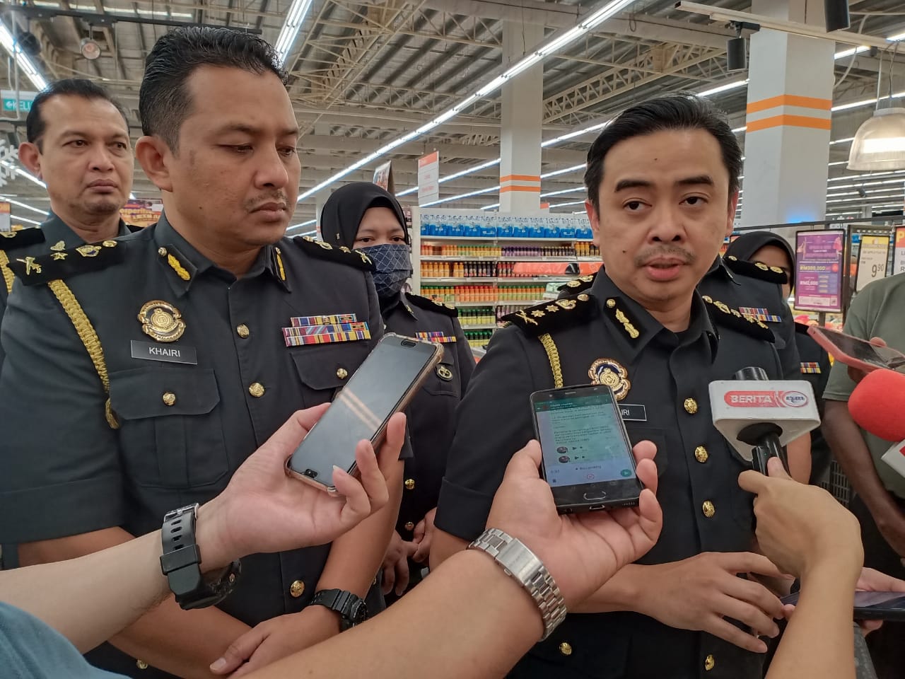 大都会/内贸部：雪有40户商家鸡蛋供应不足