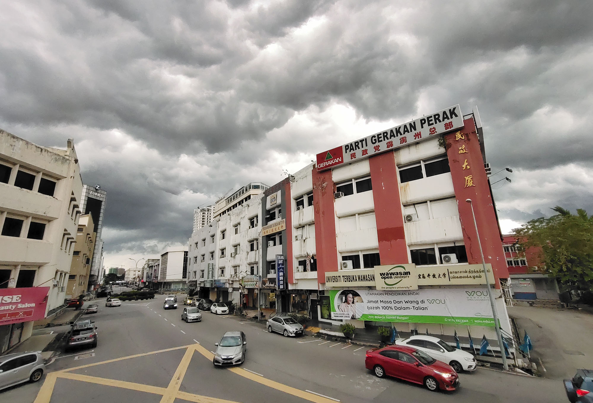 大霹雳焦点／霹气温最低22度 金马仑16度 下午晚上有雨