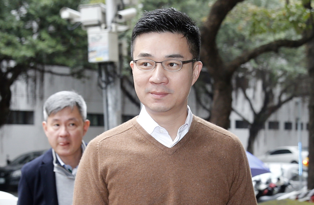 小S老公疑爆出9秒夜店寻欢视频 女网红酸：真的好爱玩啊	