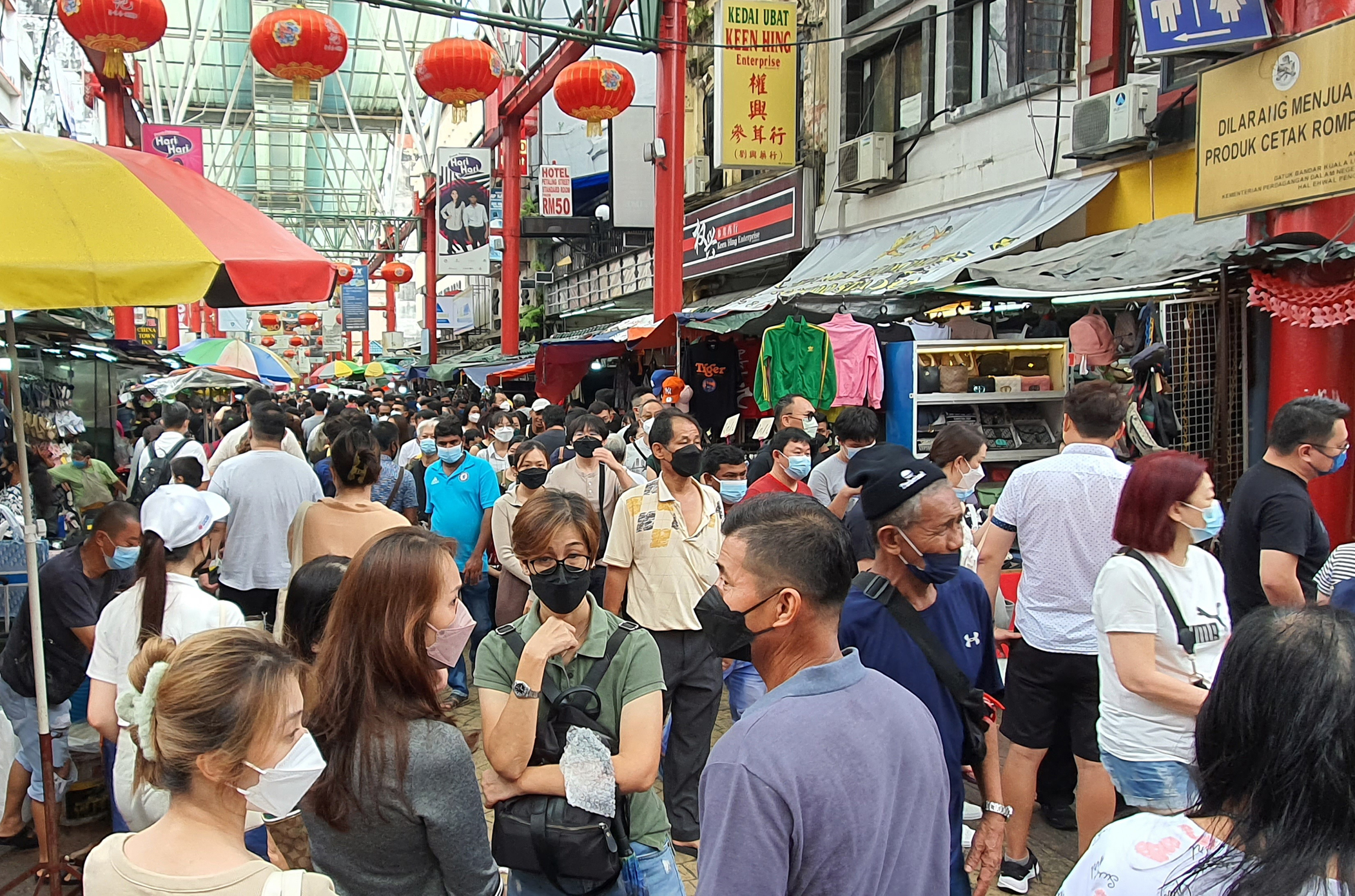 年终假期举家出游 景点酒店民宿抢手