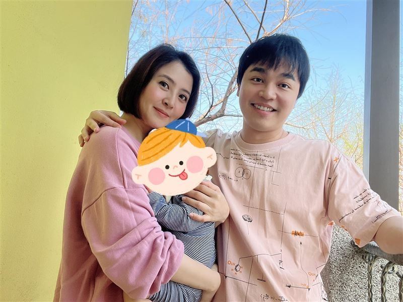 张峰奇被骂“施暴小甜甜超烂” 李亮瑾护夫怒杠酸民