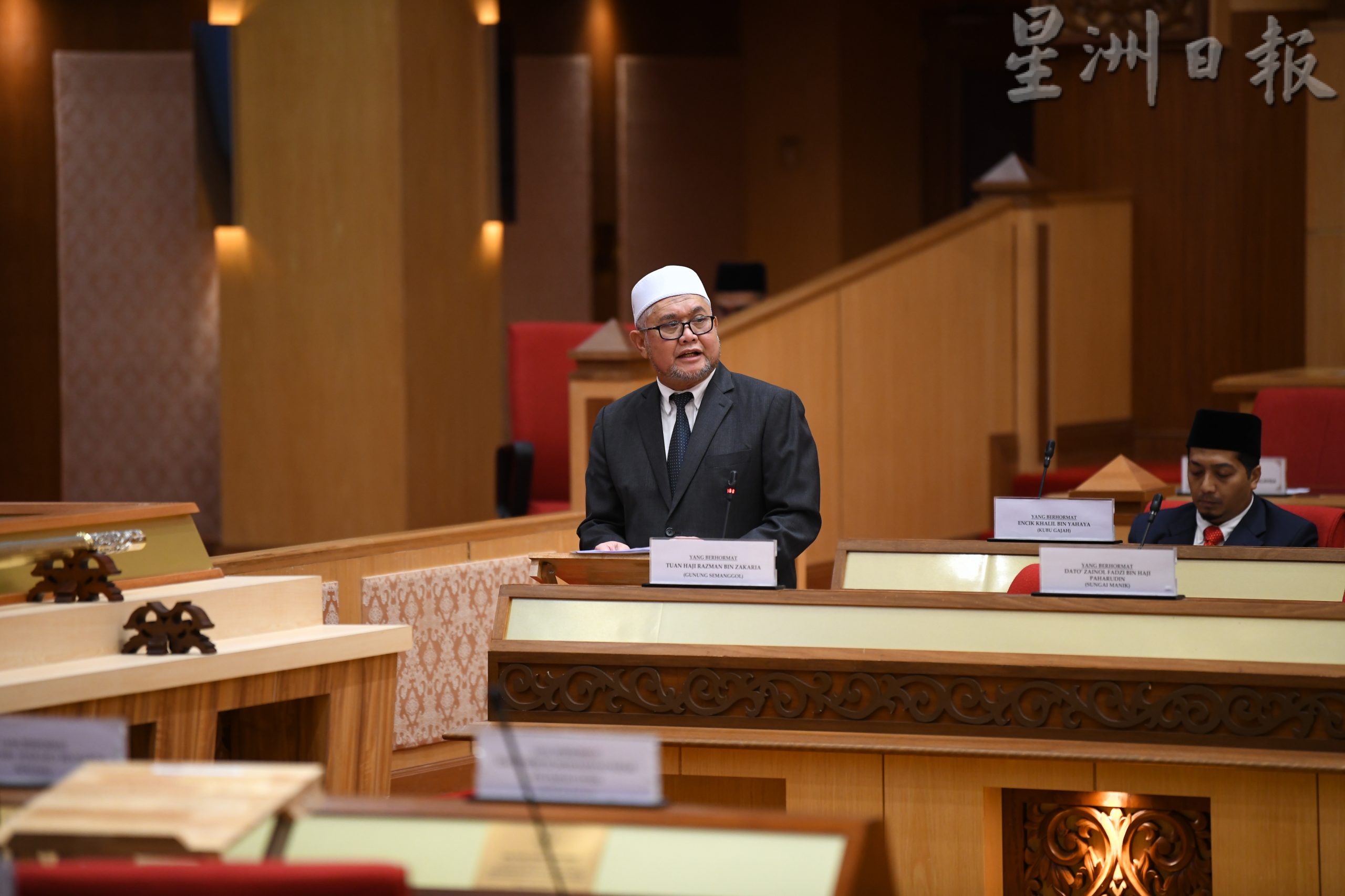 拉兹曼:认同政治稳定繁荣支柱 保证全力跟沙拉尼合作