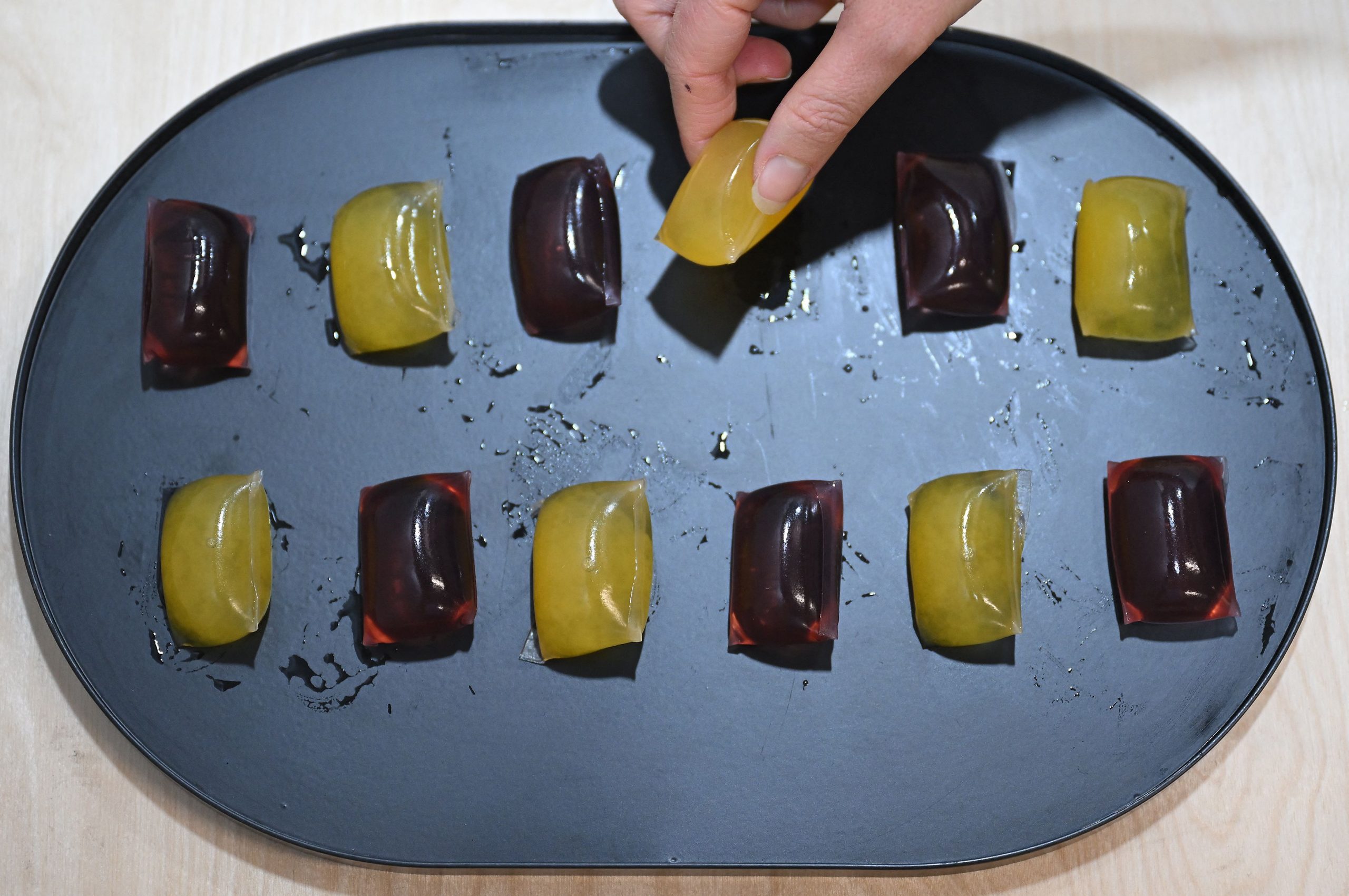 拚盘主文)绿量无穷／英国初创公司藻类包装 替代塑料