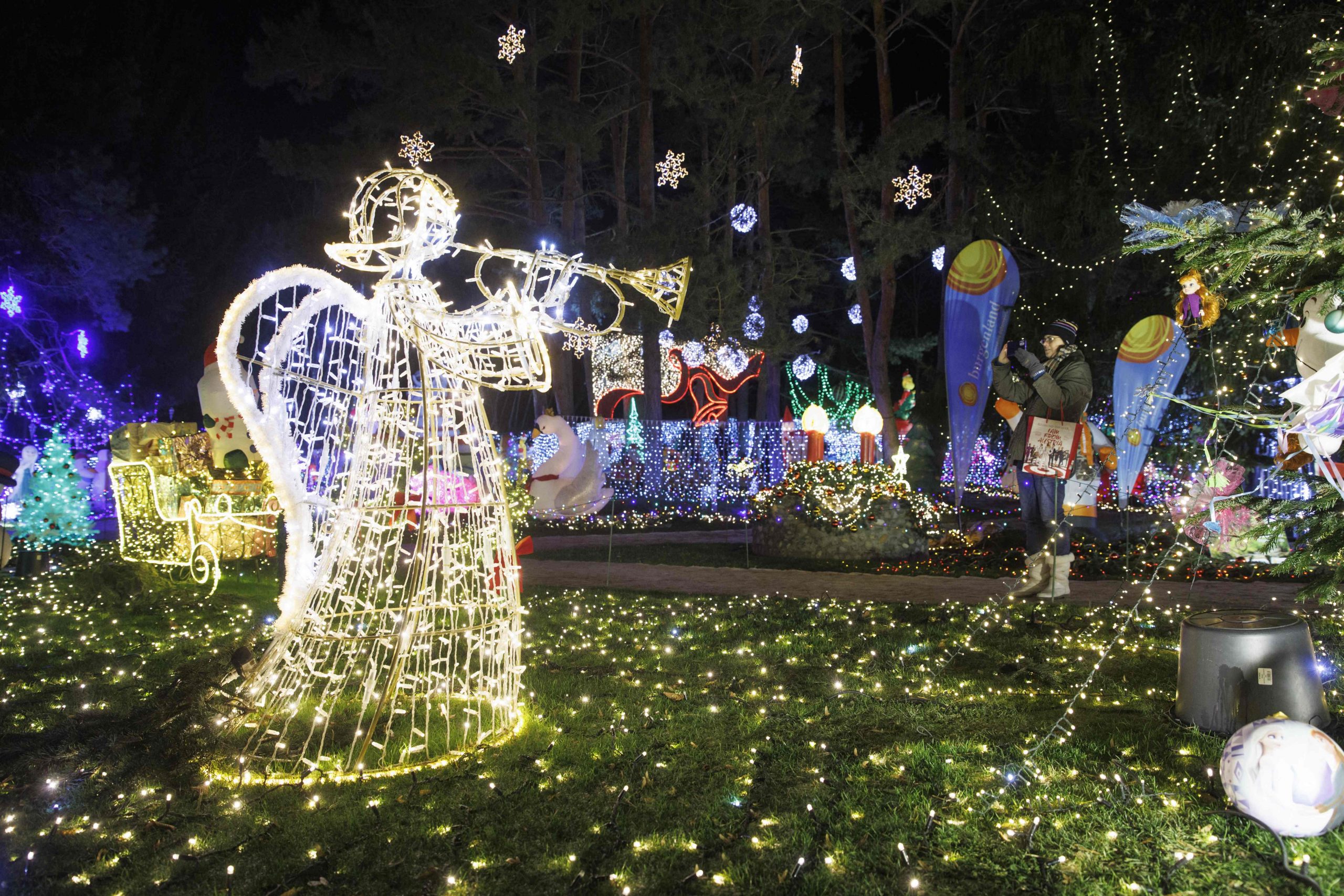 拼盘 2图 未签 奥地利圣诞之屋