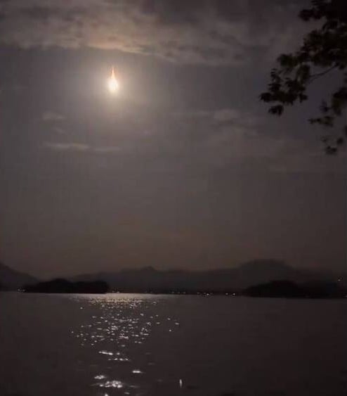 拼盘／中国夜空突见天文奇景！ 多地居民看见火球划破天际