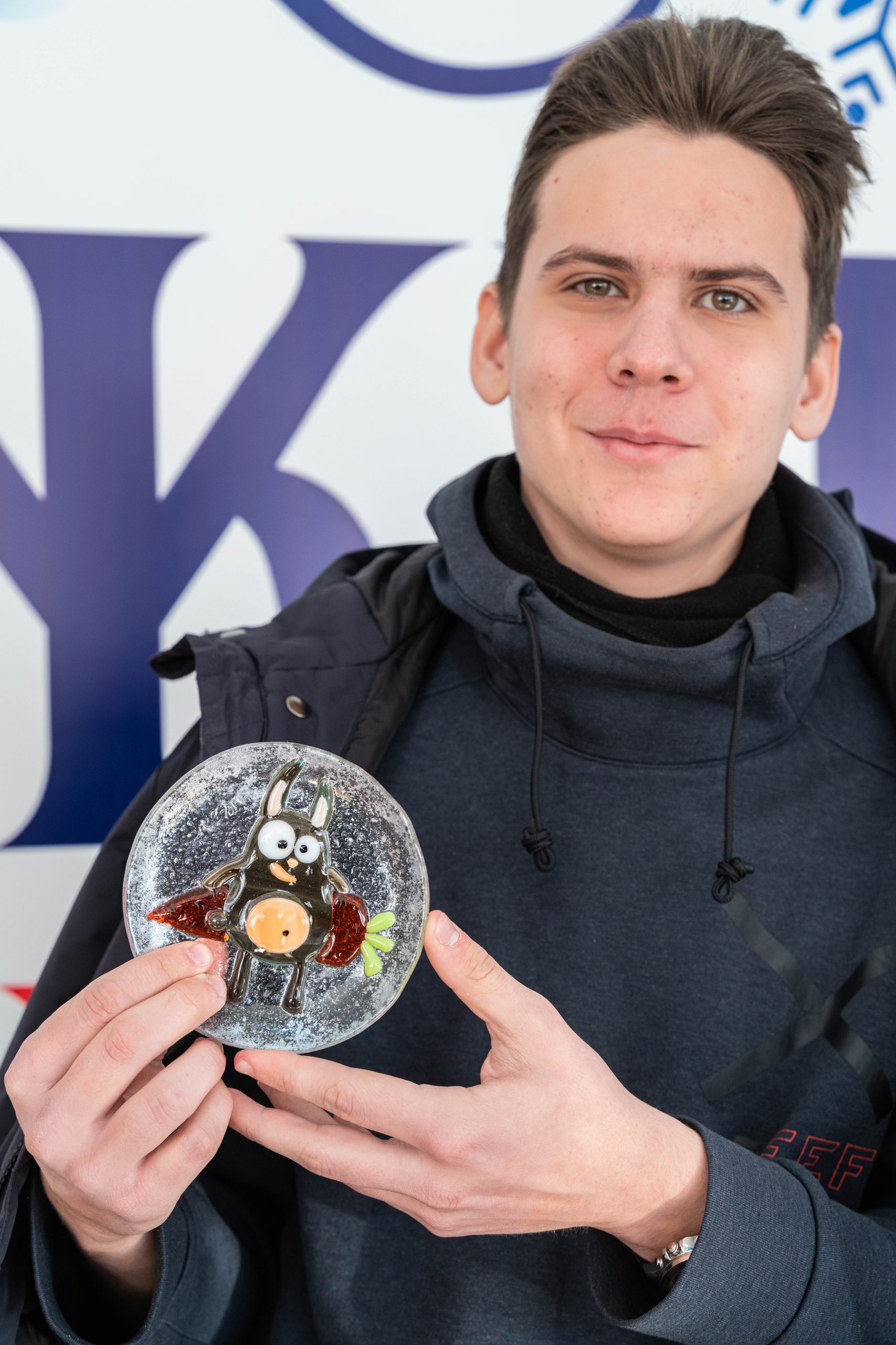 拼盘／兔子造型工艺品迎新年