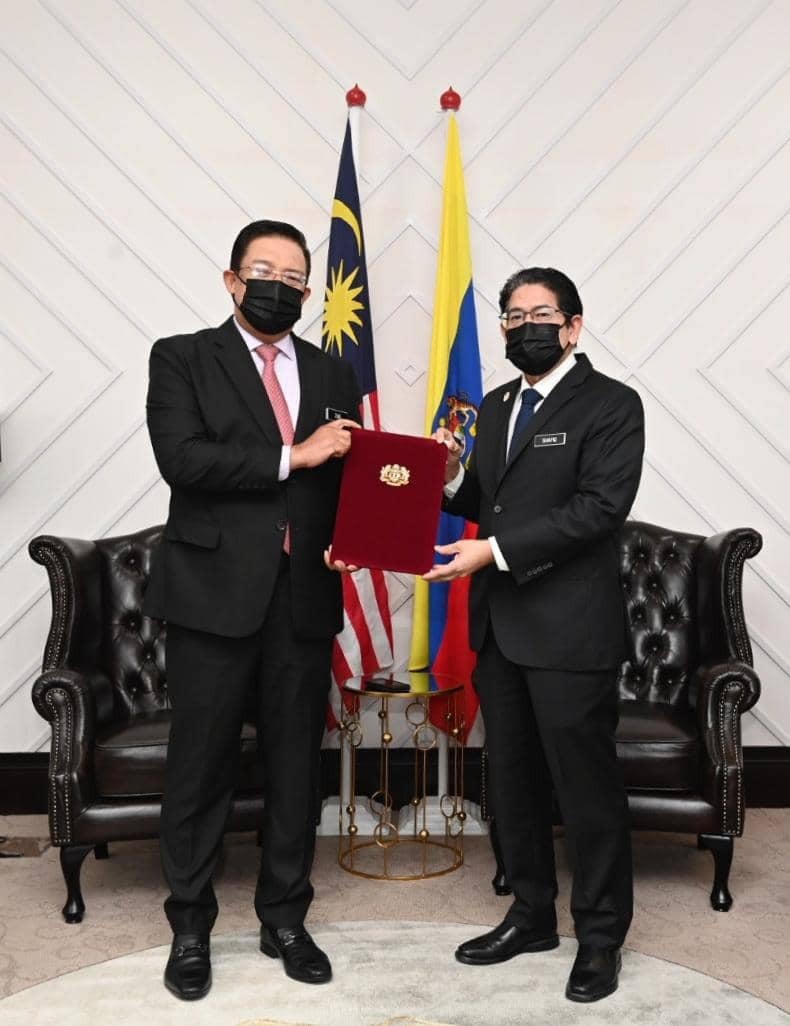 政府首席秘书宣布 12月12日起终止公共服务局总监拿督斯里莫哈末沙菲克的职务