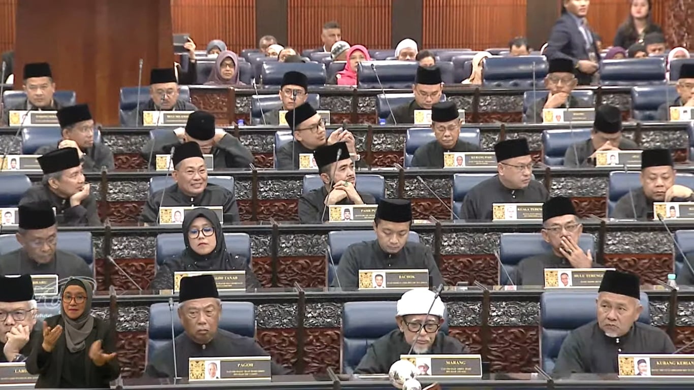 新政府、新座位!这些大咖坐第一排