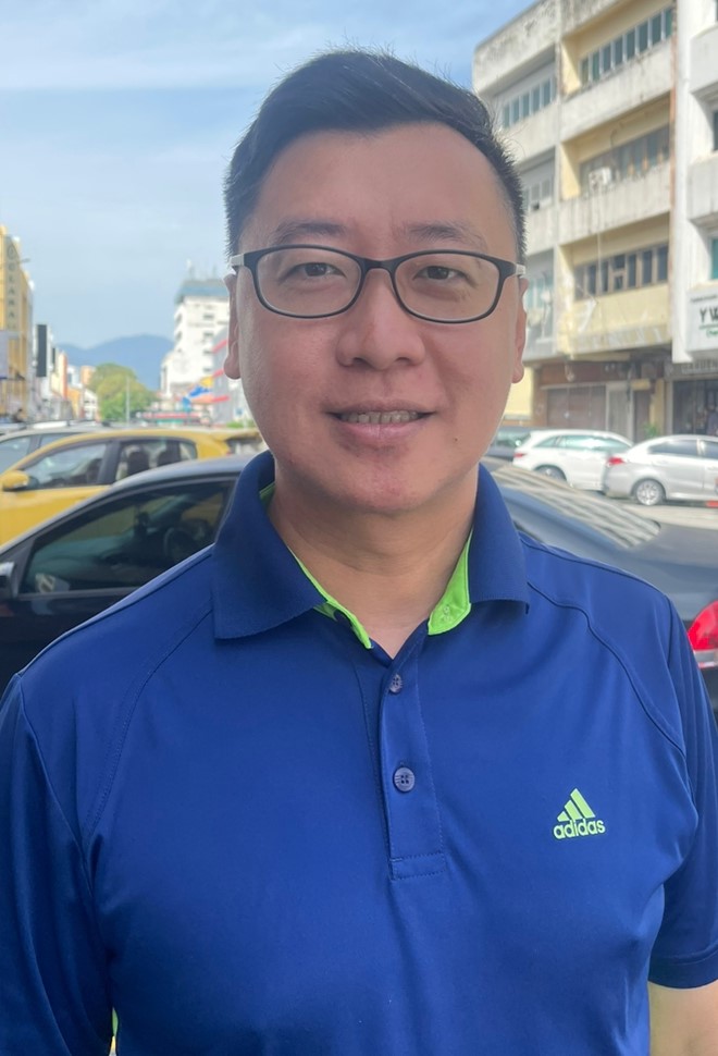 旅游业者准备迎接中游客 本地人咨询旅中配套