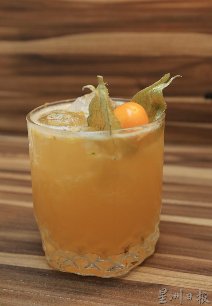 智慧王当家:在家调酒 记者:欣薇 摄影:林毅钲