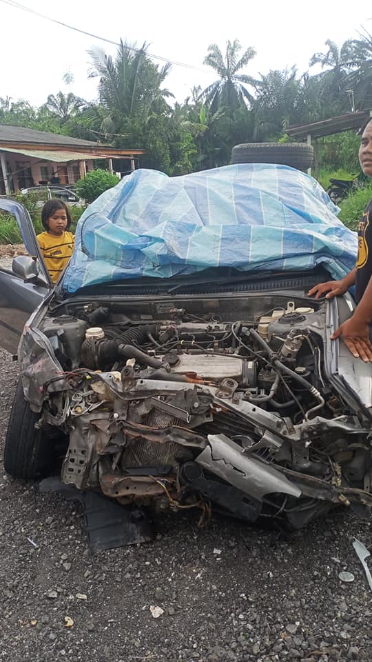 “这是昨天刚买的车,但我还是想送你”