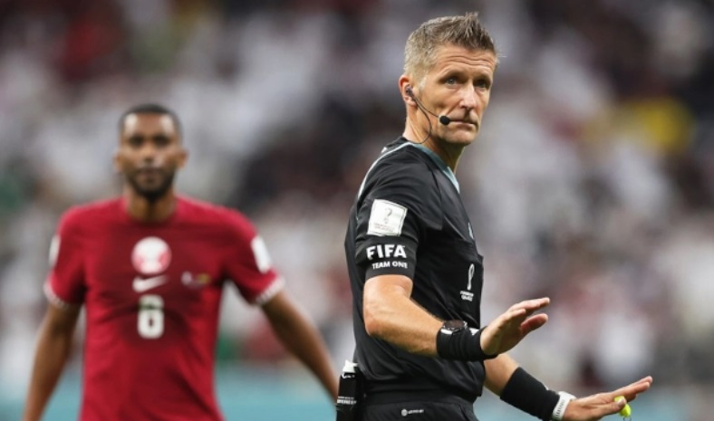 曾荣膺2020年最佳裁判  意名哨执法阿克大战