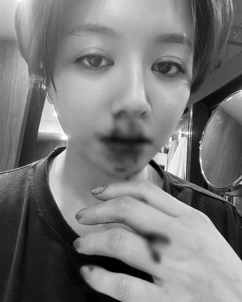 李妍瑾揭童年伤疤 被呛“你妈是妓女”