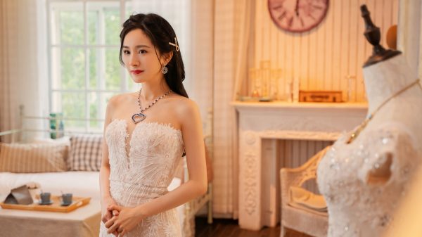 杨幂许凯吸粉失灵? 新剧仅5.8分粉丝抱不平