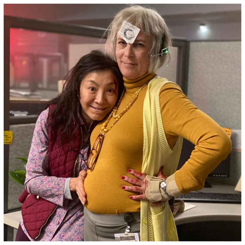 杨紫琼受邀与众女星对谈 爆名导为她改剧本