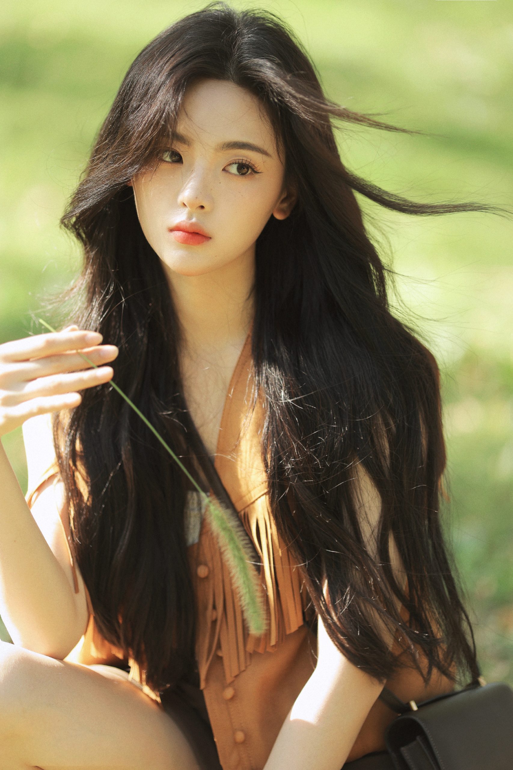 杨超越新剧送财 真猜中当晚开彩数字