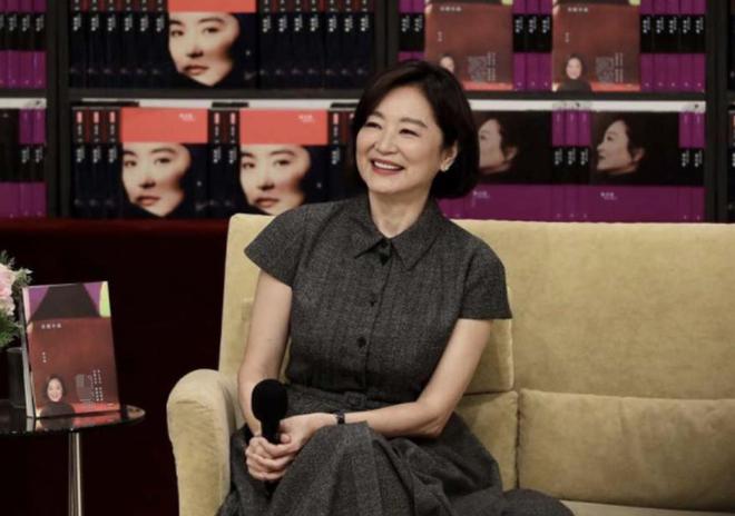 林青霞愿为白先勇演舞台剧  不排斥写电影剧本