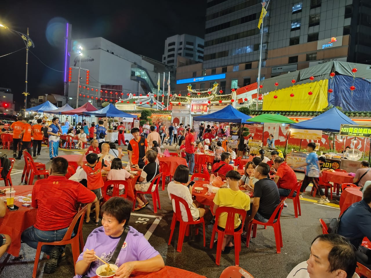 柔:仿古谢港参拜、酬神戏,让老少追忆体验十九世纪柔佛古庙谢港盛况